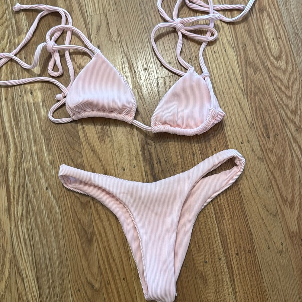 Kulani kini light pink bikini
